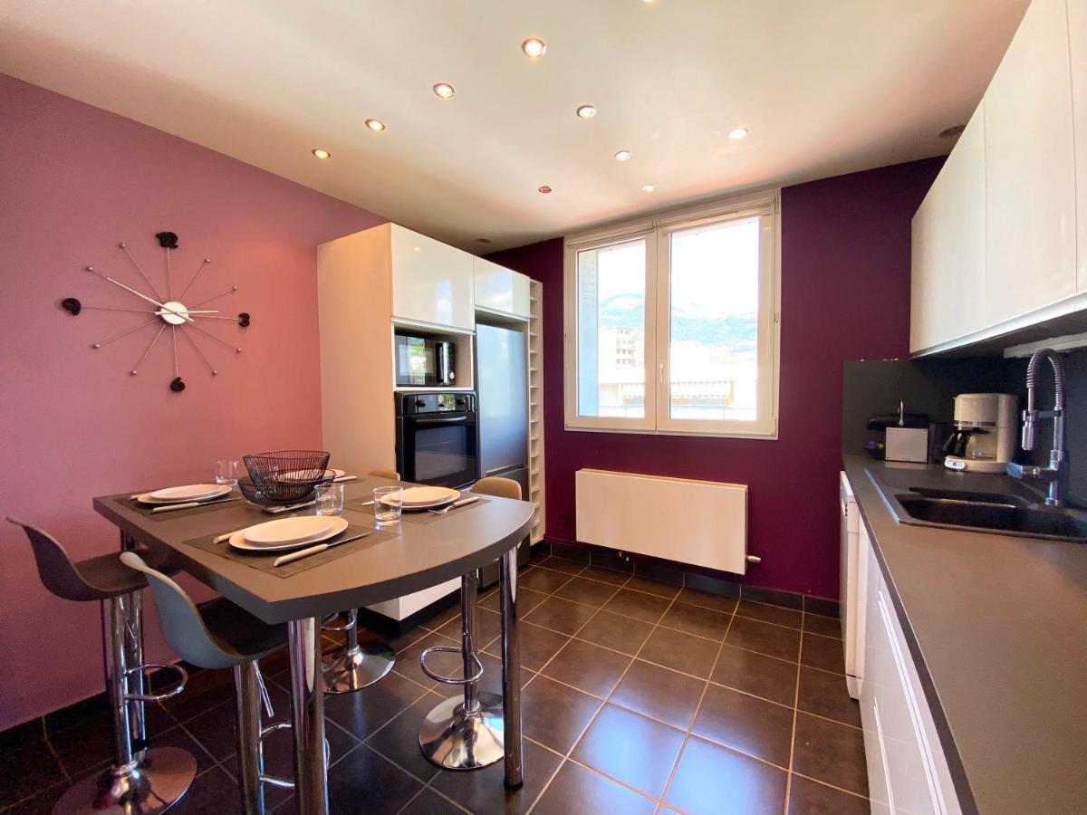 Appartement Cosy - Vue Sur Les Montagnes Chambery Bagian luar foto